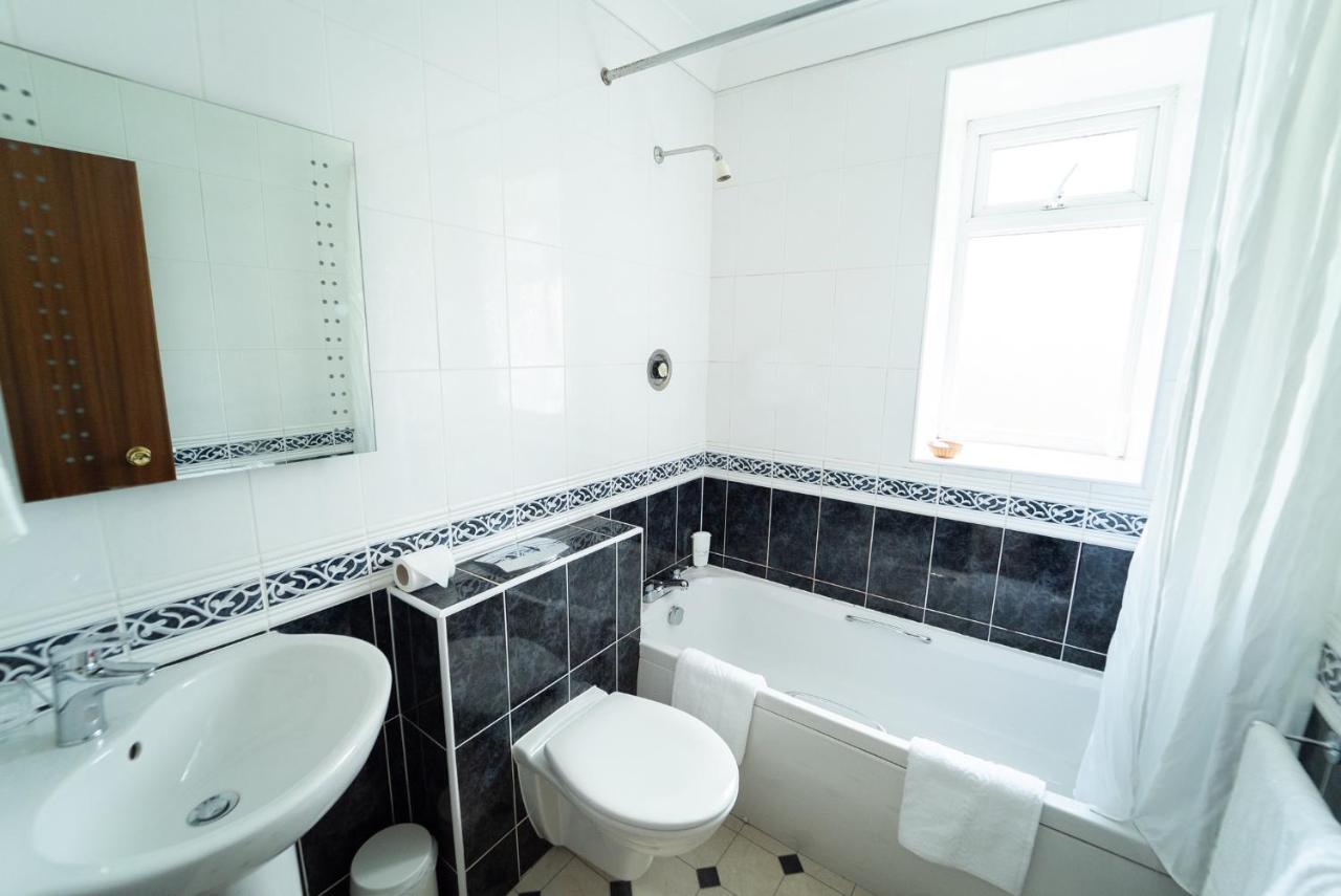 Littlebury Hotel Bicester Extérieur photo