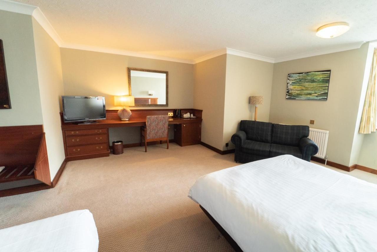 Littlebury Hotel Bicester Extérieur photo