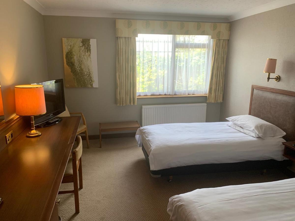 Littlebury Hotel Bicester Extérieur photo