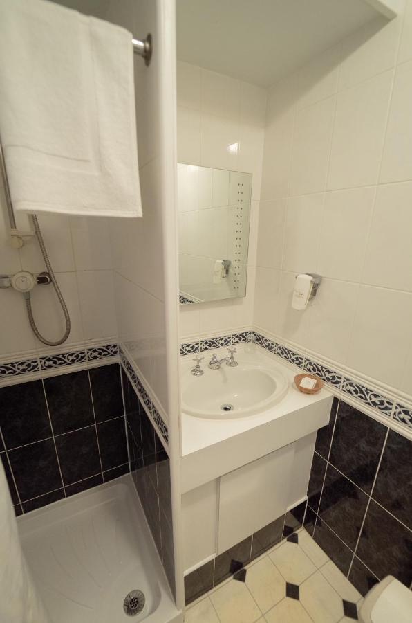 Littlebury Hotel Bicester Extérieur photo