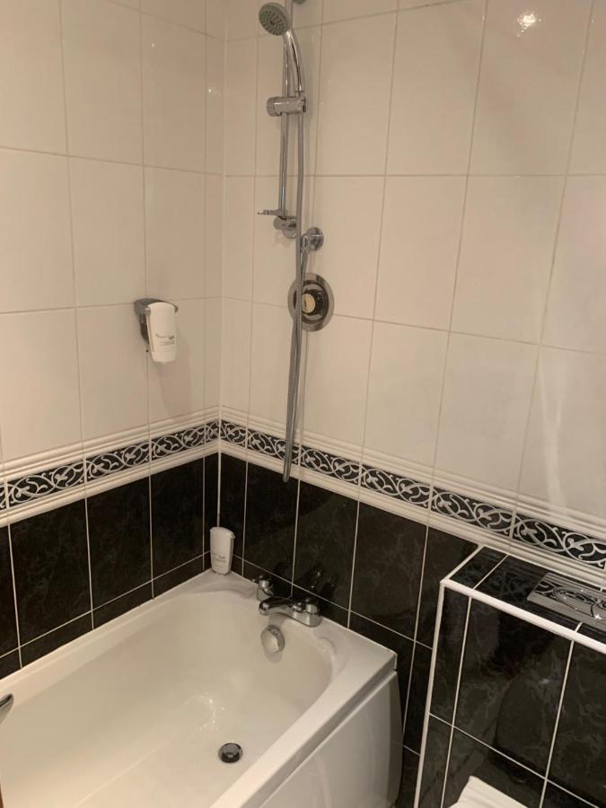 Littlebury Hotel Bicester Extérieur photo